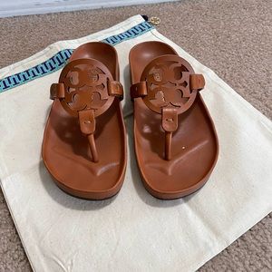 GENTLY WORN TORY BURCH MILLER CLOUD SANDALS SIZE 5.5